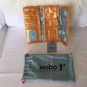 NWT Hobo Wallet